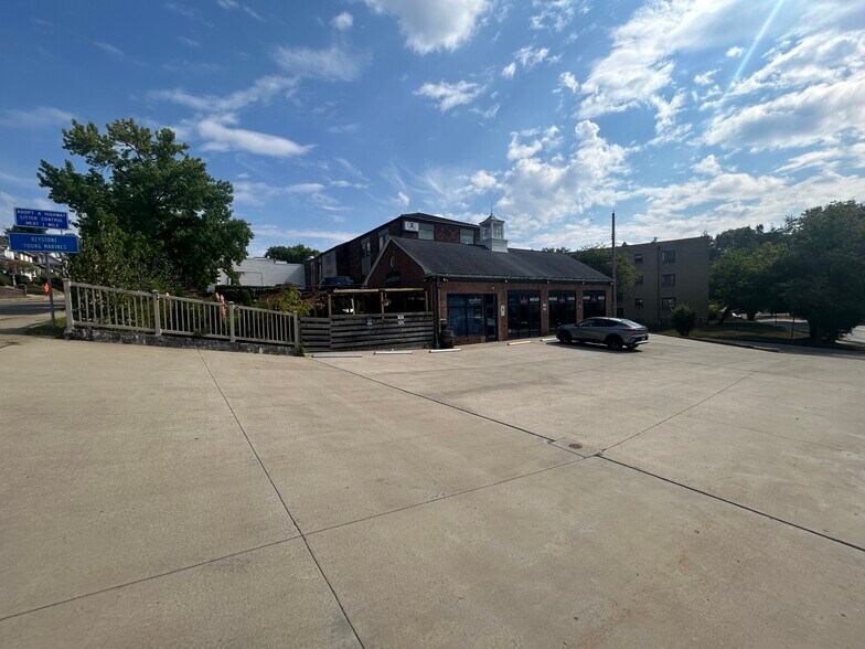 101 Beverly Rd, Pittsburgh, PA à vendre - Photo de l’immeuble – Image 2 sur 12