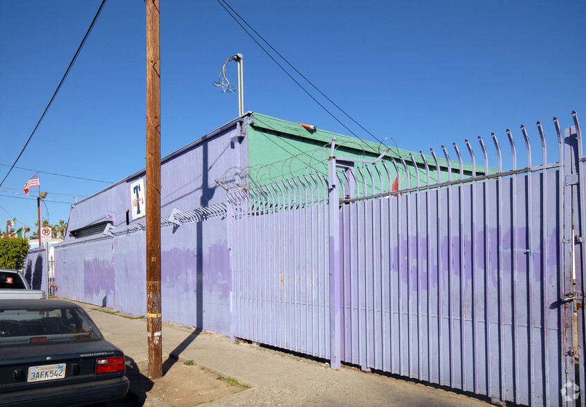410 E 32nd St, Los Angeles, CA à vendre - Photo de l’immeuble – Image 2 sur 4