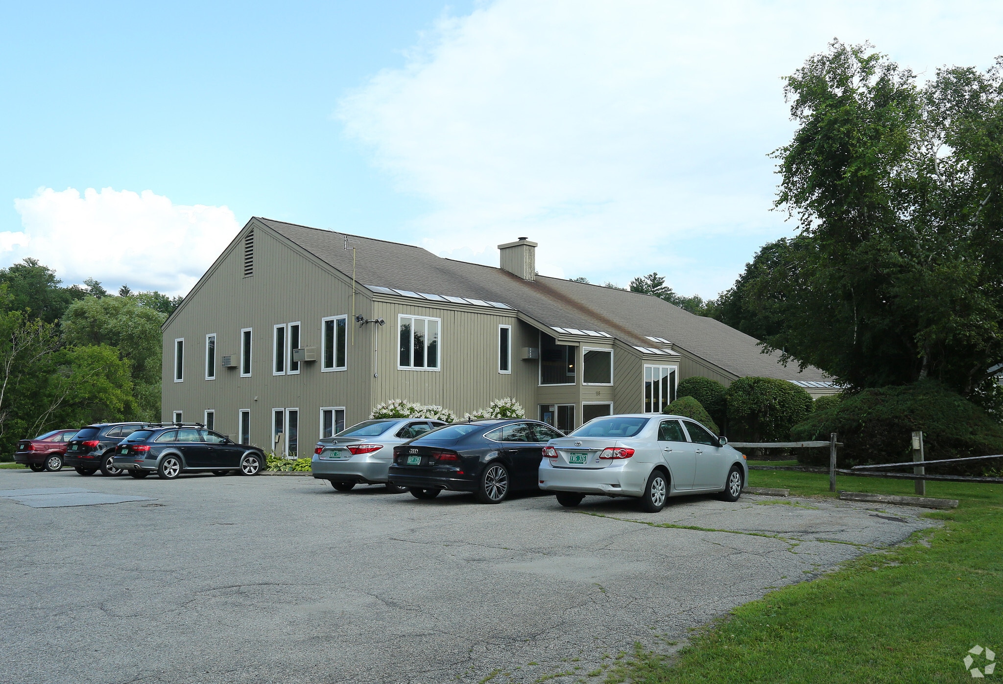 198 N Main St, Rutland, VT à louer Photo principale– Image 1 sur 17