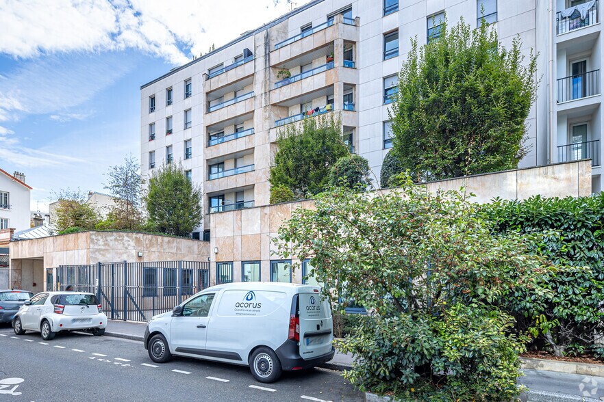 52 Rue du Capitaine Guynemer, Courbevoie à vendre - Photo de l’immeuble – Image 2 sur 2