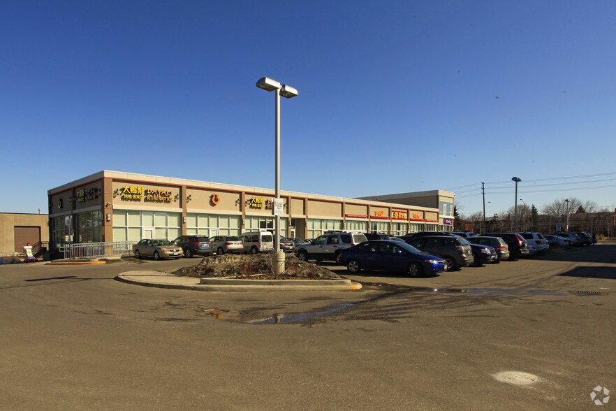 20 Gibson Dr, Markham, ON à vendre - Photo de l’immeuble – Image 2 sur 6