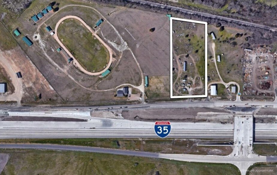 15334 I 35 N Frontage rd, Bruceville Eddy, TX à vendre - Photo principale – Image 1 sur 1