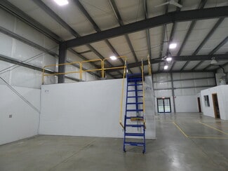 Plus de détails pour 281 W Business Park Loop, Shelton, WA - Industriel/Logistique à louer