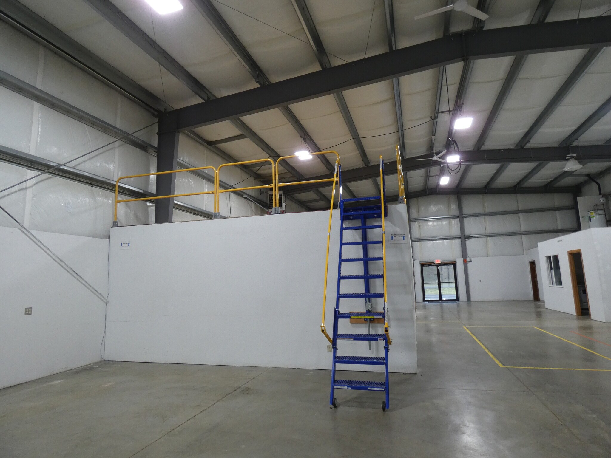 281 W Business Park Loop, Shelton, WA à louer Photo de l’immeuble– Image 1 sur 27