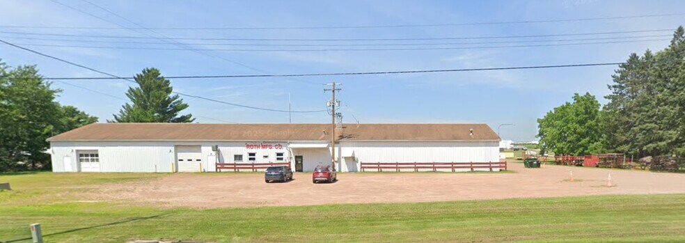 314 Elm Dr, Loyal, WI à vendre - Photo principale – Image 1 sur 3