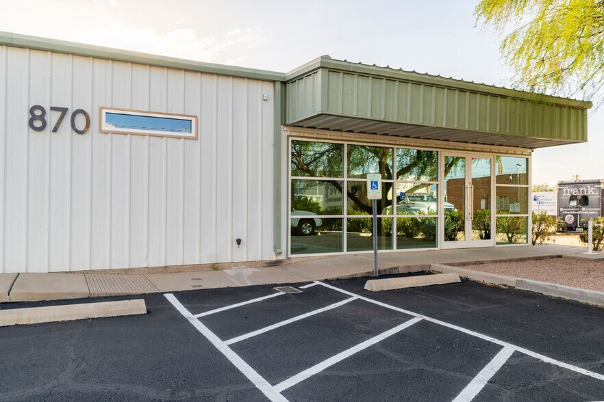 870 S Campbell Ave, Tucson, AZ à vendre - Photo de l’immeuble – Image 1 sur 17