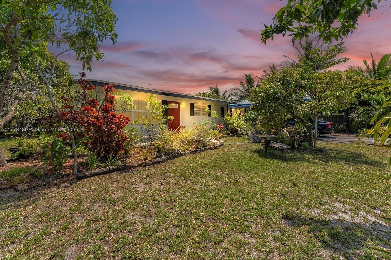 3950 SW 53rd Ave, Davie, FL à vendre Photo principale– Image 1 sur 25
