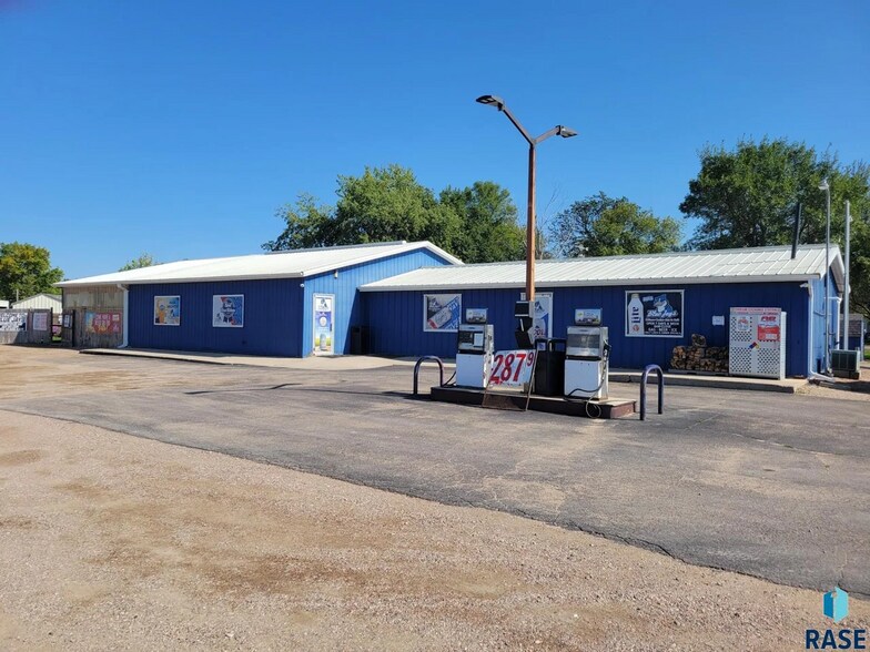 407 Bill Davis St, Egan, SD à vendre - Photo de l’immeuble – Image 2 sur 16