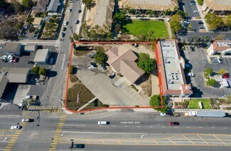 Plus de détails pour 2805 Vineyard Ave, Oxnard, CA - Local commercial à vendre