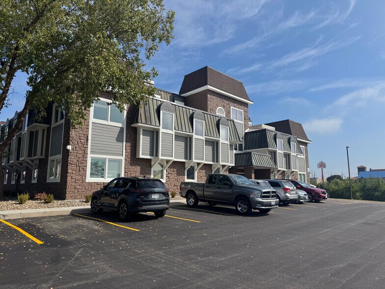 7211 NW 83rd St, Kansas City, MO à vendre - Photo de l’immeuble – Image 2 sur 10