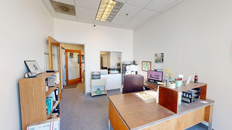 707-709 E Hueneme Rd, Oxnard, CA à vendre - Numérisation 3D Matterport – Image 2 sur 21