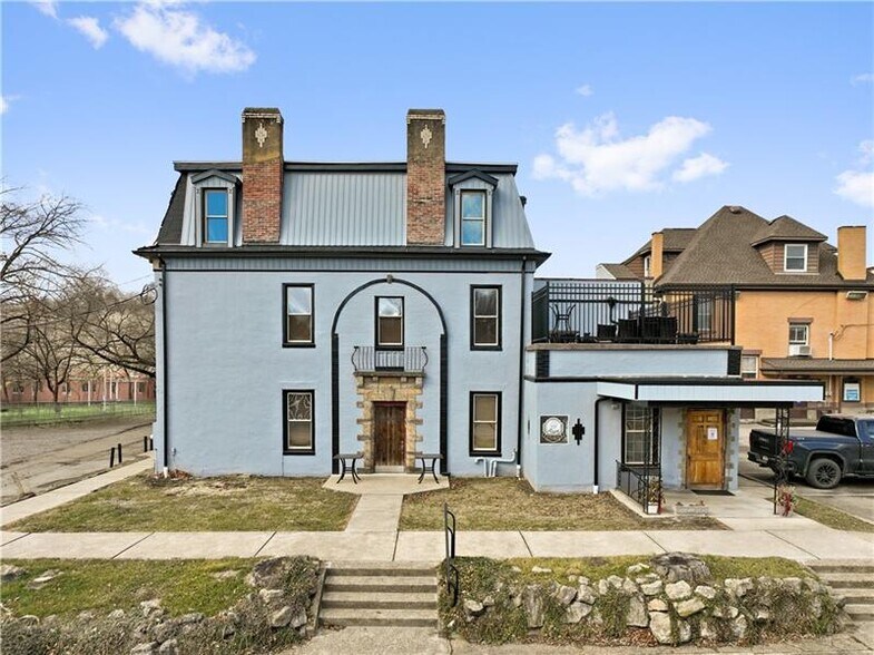 85 1st St, Leechburg, PA à vendre - Photo de l’immeuble – Image 2 sur 46
