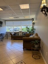 24541 Pacific Park Dr, Aliso Viejo, CA à louer Photo intérieure– Image 1 sur 13