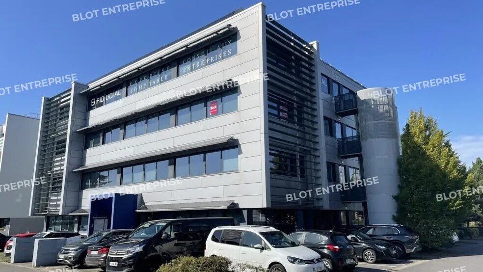 Bureau dans La Baule-Escoublac à vendre - Photo principale – Image 1 sur 1