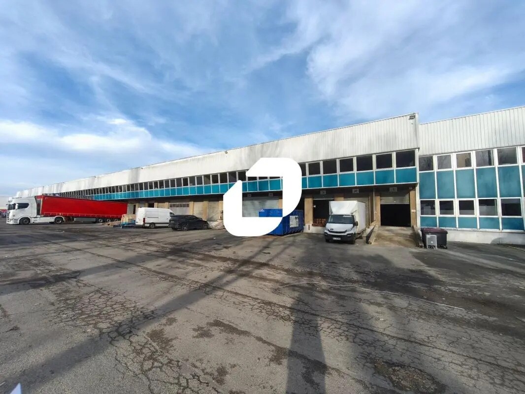 Local d’activités dans Chennevières-sur-Marne à louer Photo de l’immeuble– Image 1 sur 8