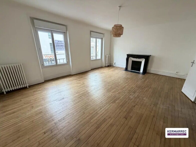 Bureau dans Vannes à louer - Photo de l’immeuble – Image 1 sur 4