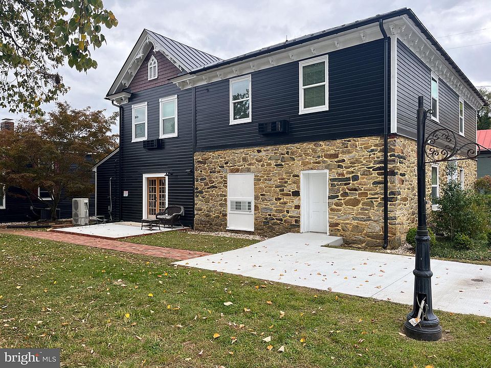 3704 Sperryville Pike, Sperryville, VA à louer Photo principale– Image 1 sur 2