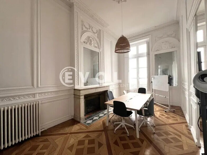 Bureau dans Bordeaux à louer - Photo intérieure – Image 1 sur 5