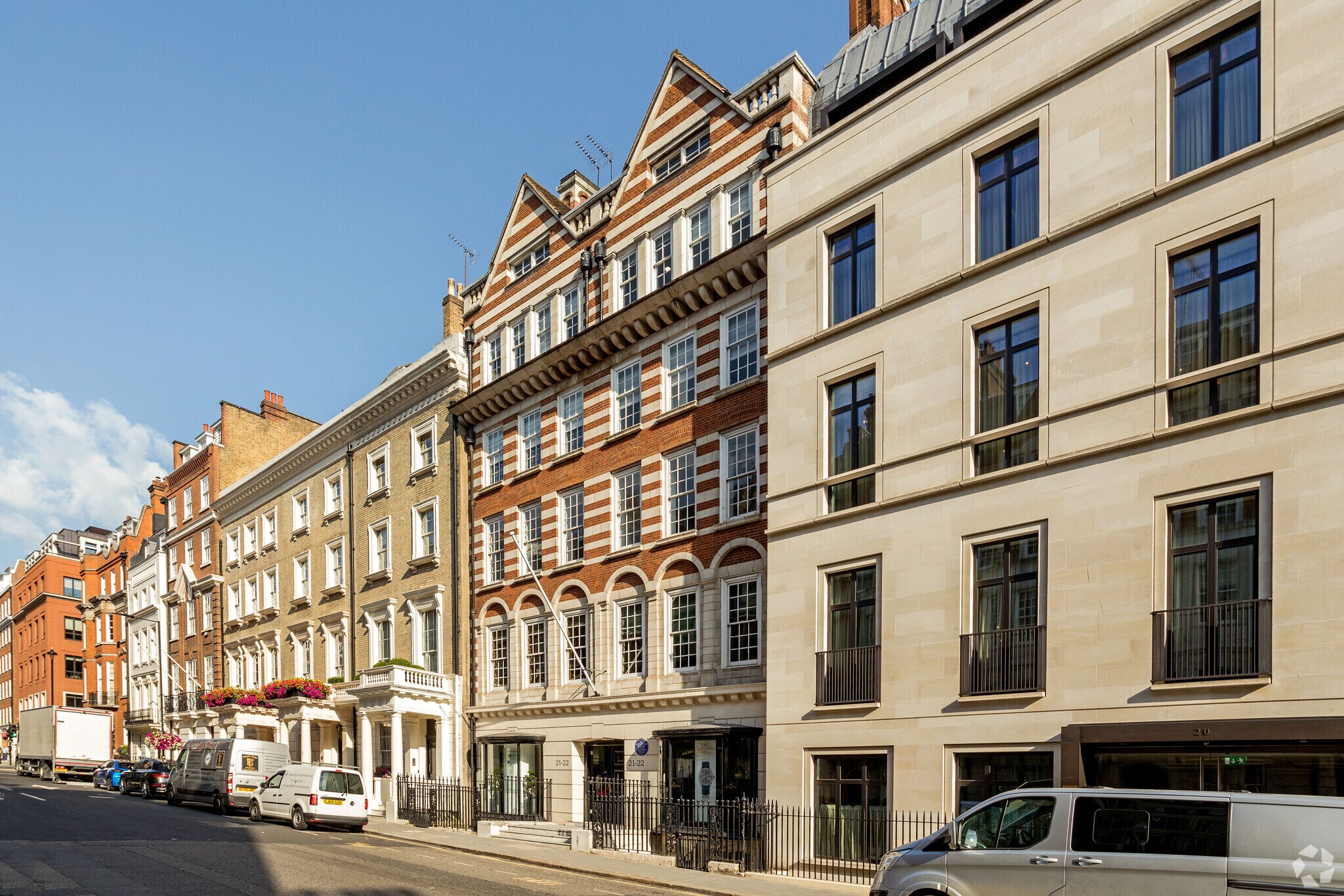 21-22 Grosvenor St, Londres à louer Photo principale– Image 1 sur 33