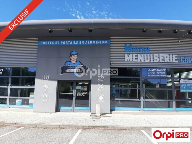 Plus de détails pour Local commercial à louer