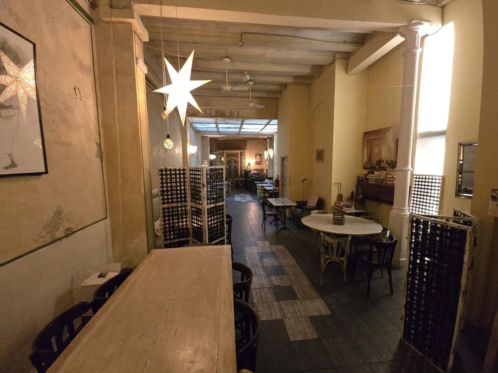 Local commercial dans Barcelone, Barcelona à louer Photo intérieure– Image 1 sur 13