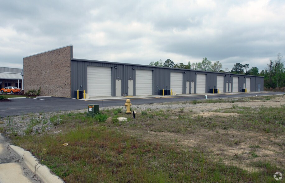 570 Meadow Summit Dr, Sunset Beach, NC à louer - Photo de l’immeuble – Image 2 sur 2