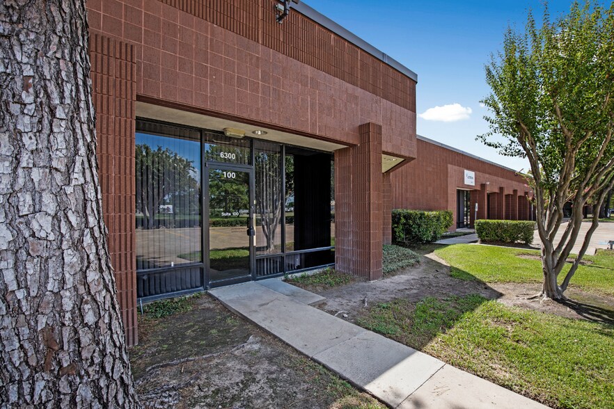 6300 Rothway St, Houston, TX à louer - Photo de l’immeuble – Image 3 sur 11