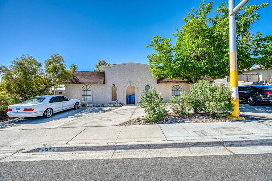 1632 E Saint Louis Ave, Las Vegas, NV à vendre - Photo de l’immeuble – Image 3 sur 43