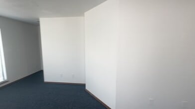 221-229 N I-35 Service Rd, Moore, OK à louer - Vidéo sur l’annonce professionnelle 