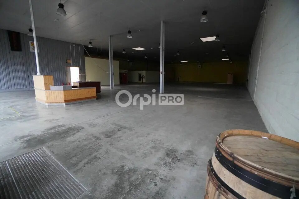 Local d’activités dans Chenôve à louer Photo de l’immeuble– Image 1 sur 8