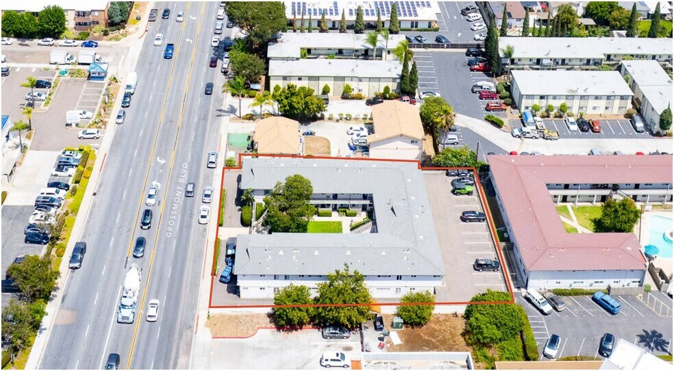 8969 Grossmont Blvd, La Mesa, CA à vendre - Photo de l’immeuble – Image 3 sur 9