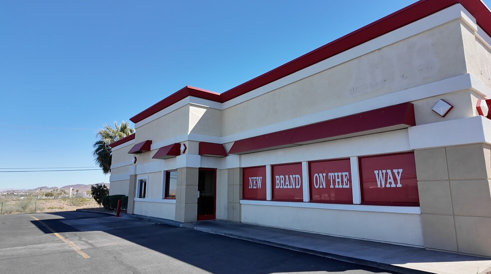 310 S Boulder Hwy, Henderson, NV à louer - Photo de l’immeuble – Image 3 sur 8
