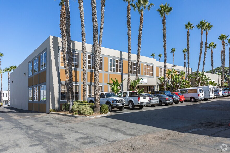 3025 Beyer Blvd, San Diego, CA à louer - Photo principale – Image 1 sur 25