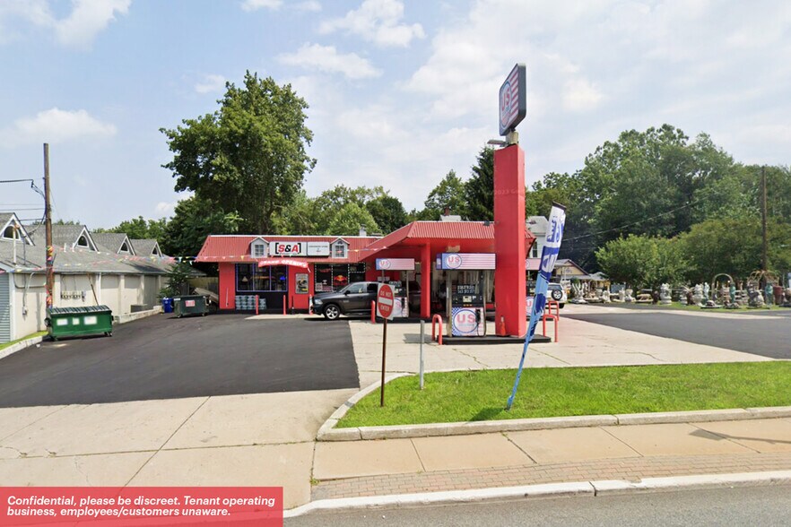 126 Main St, Andover, NJ à louer - Photo de l’immeuble – Image 1 sur 1