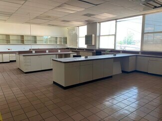 Plus de détails pour 2450 W Hubbard St, Chicago, IL - Bureau à louer