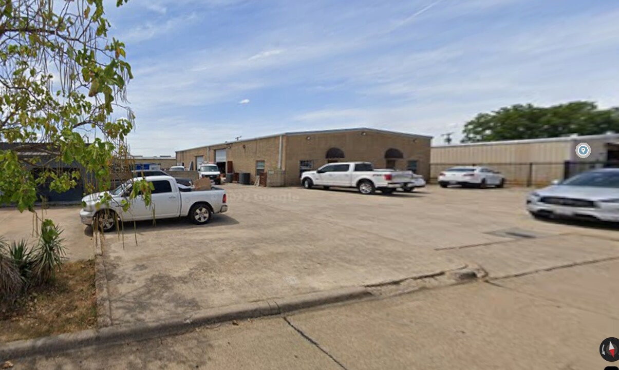 2338 Fort Worth st, Grand Prairie, TX à louer Photo principale– Image 1 sur 2