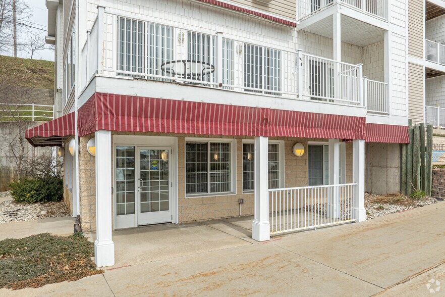 8673 Ferry St, Montague, MI à vendre - Photo de l’immeuble – Image 3 sur 4