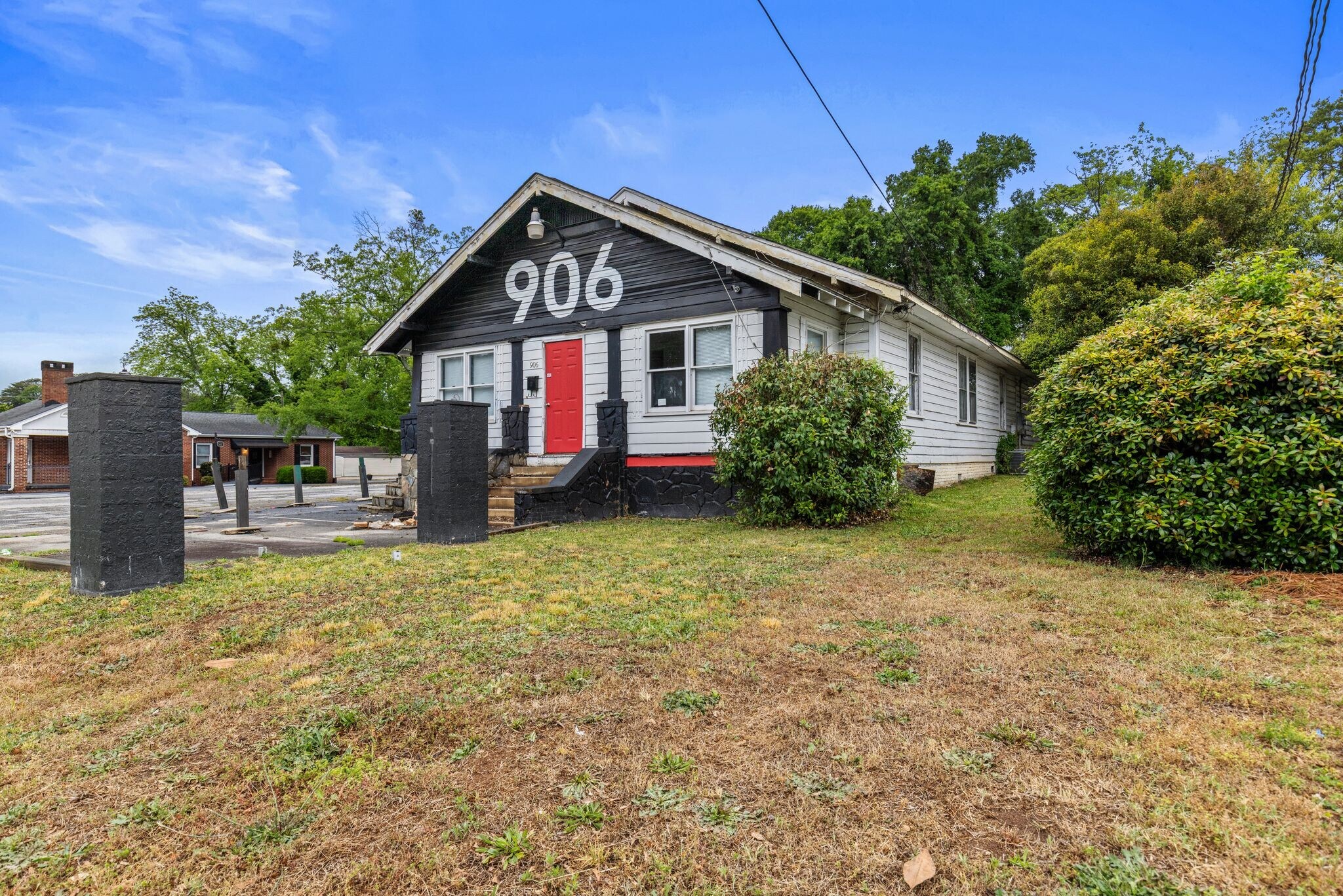 906 W Poinsett St, Greer, SC à vendre Photo de l’immeuble– Image 1 sur 19