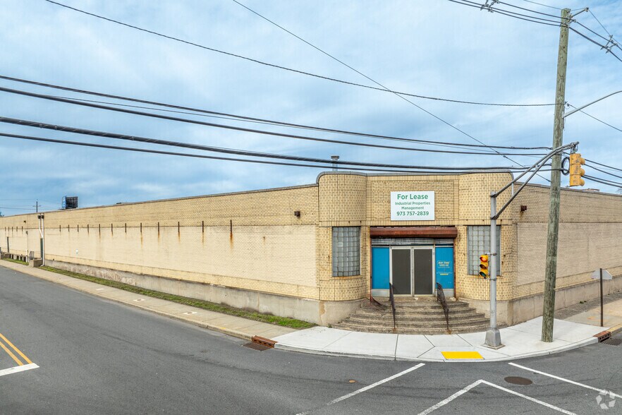 487-621 Hillside Ave, Hillside, NJ à louer - Photo principale – Image 1 sur 11
