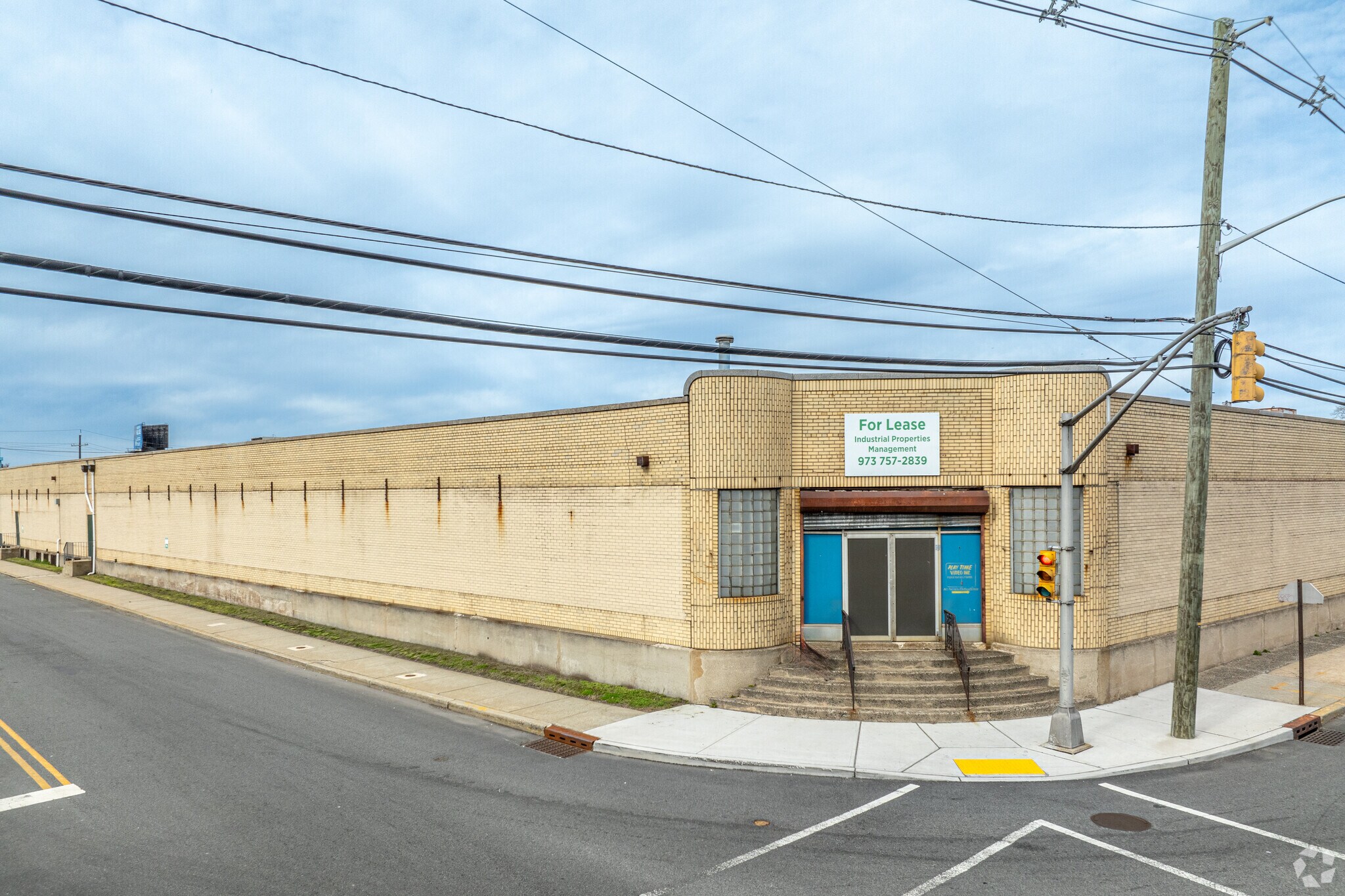 487-621 Hillside Ave, Hillside, NJ à louer Photo principale– Image 1 sur 12