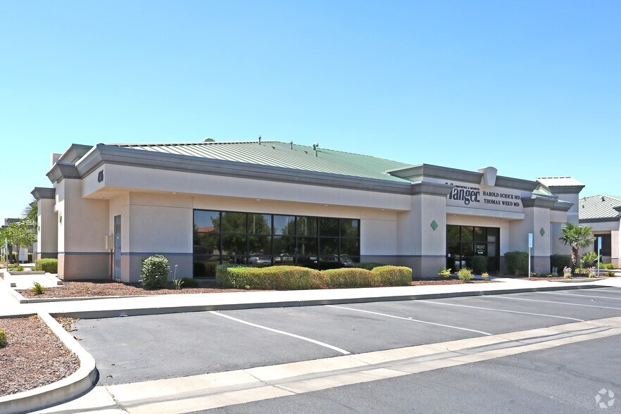 436 E Yosemite Ave, Merced, CA à vendre - Photo principale – Image 1 sur 1