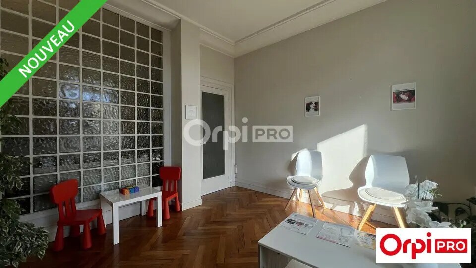 Bureau dans Romans-sur-Isère à louer - Photo de l’immeuble – Image 2 sur 6