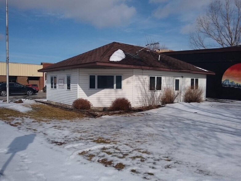 301 Main St E, Hendrum, MN à vendre - Photo de l’immeuble – Image 3 sur 13