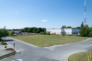Plus de détails pour Whitehall Rd, Whitehall, PA - Local commercial à louer
