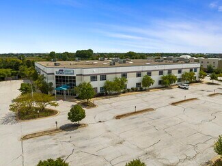 Plus de détails pour 1975 Melissa Ln, Aurora, IL - Local commercial à vendre