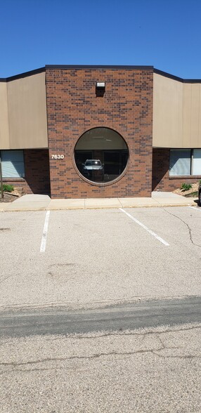 7700-7768 W 78th St, Minneapolis, MN à louer - Photo de l’immeuble – Image 2 sur 3
