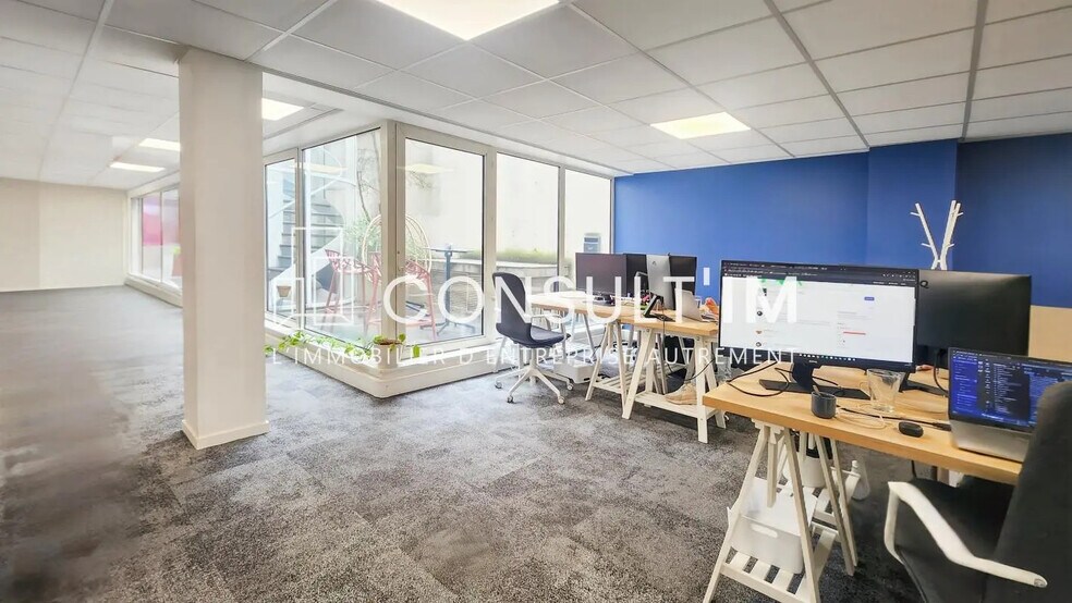 Bureau dans Boulogne-Billancourt à louer - Photo de l’immeuble – Image 3 sur 7