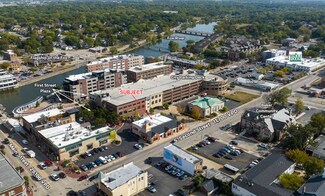 Plus de détails pour 24 S 2nd St, St Charles, IL - Local commercial à vendre
