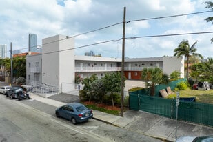 750 SW 2nd St, Miami FL - Immobilier d'entreprise