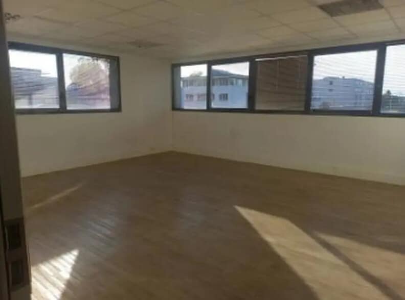 Bureau dans Mérignac à louer - Photo intérieure – Image 3 sur 4